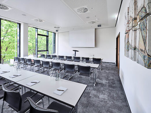 Parliamentary seating in conference room 3