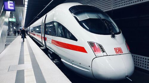 ICE-Zug der Deutschen Bahn