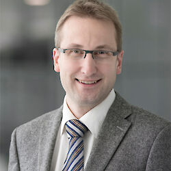 Porträt Dr. Wolfgang Beinhauer